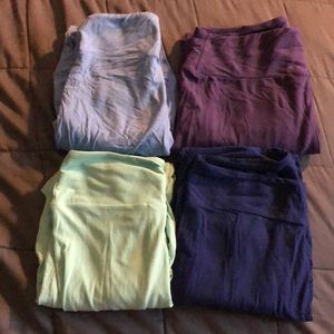 4 Pair Lularoe OS Solid Leggings